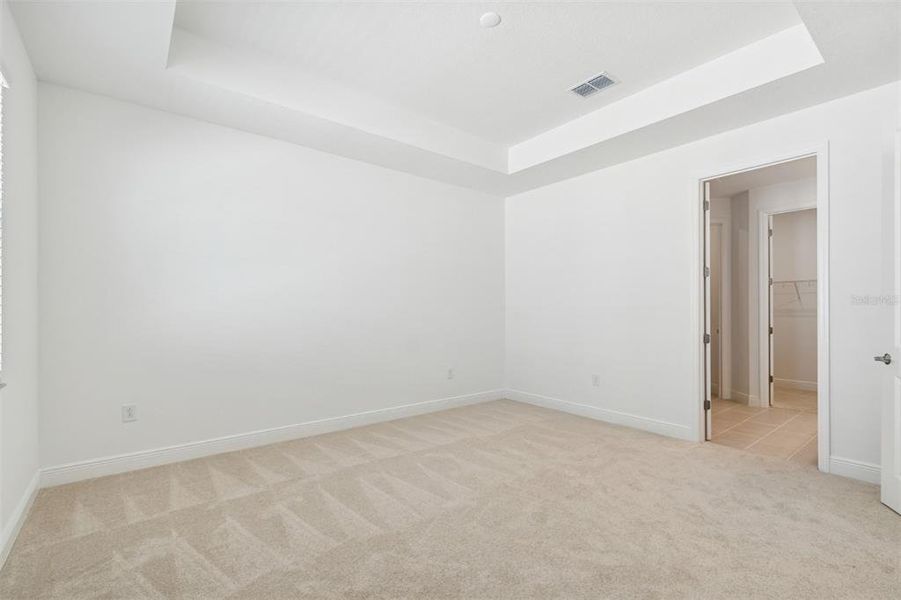 Spacious, unfurnished interior of a new home in SeaFlower, Bradenton (Image 19).