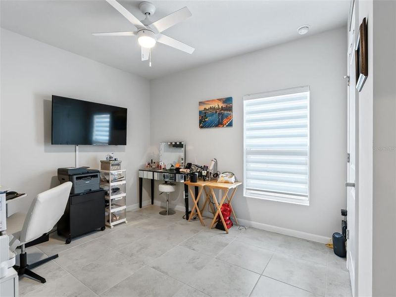 Furnished interior view inside a new home in , Sumterville (Image 29).