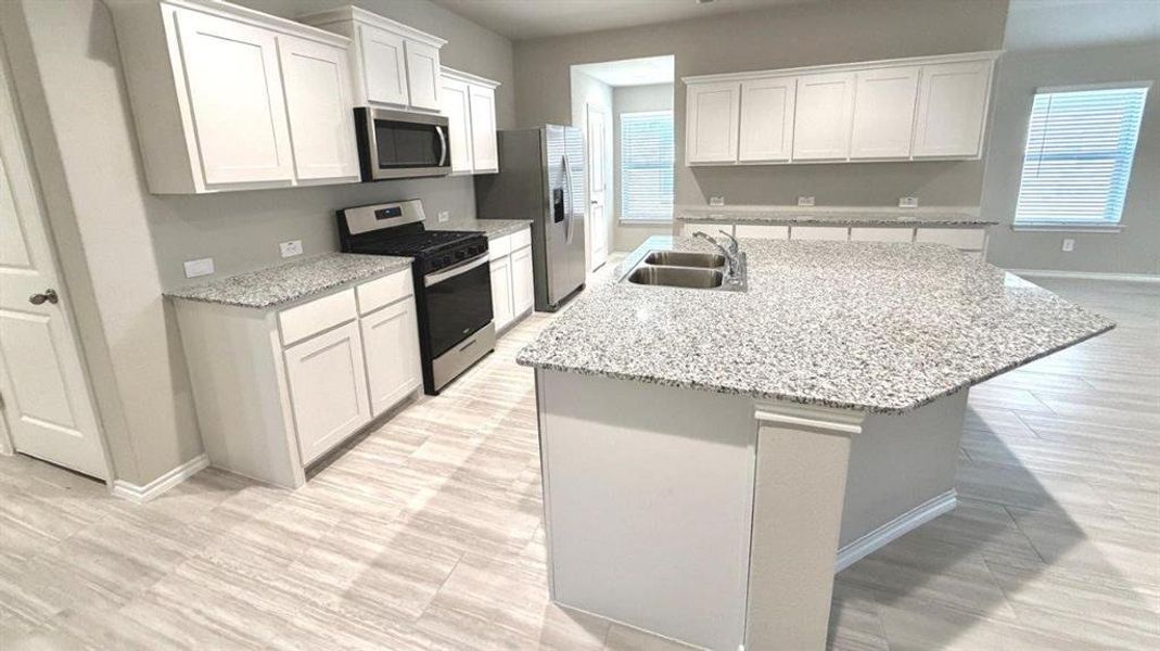 Furnished interior view inside a new home in Sunnycreek, Fort Worth (Image 6).