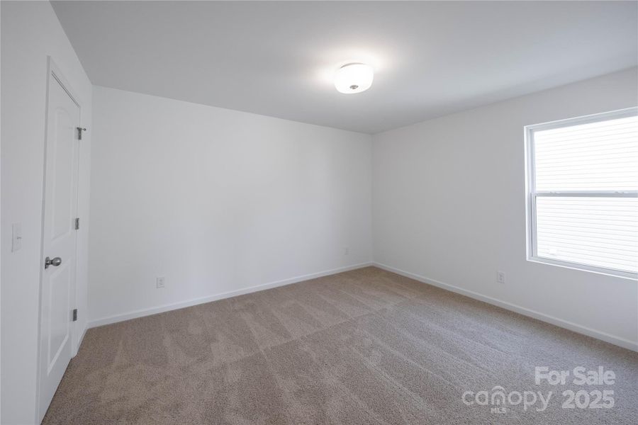 Spacious, unfurnished interior of a new home in Morrow Brook, Albemarle (Image 10).