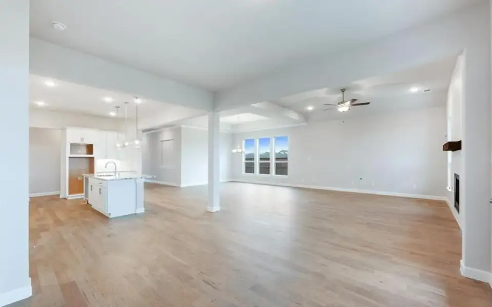Representative unfurnished interior of a home built from the Santa Barbara by CastleRock Communities in Lakesong, Grand Prairie (Image 19).