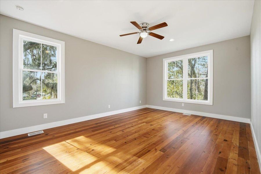 Spacious, unfurnished interior of a new home in , North Charleston (Image 46).