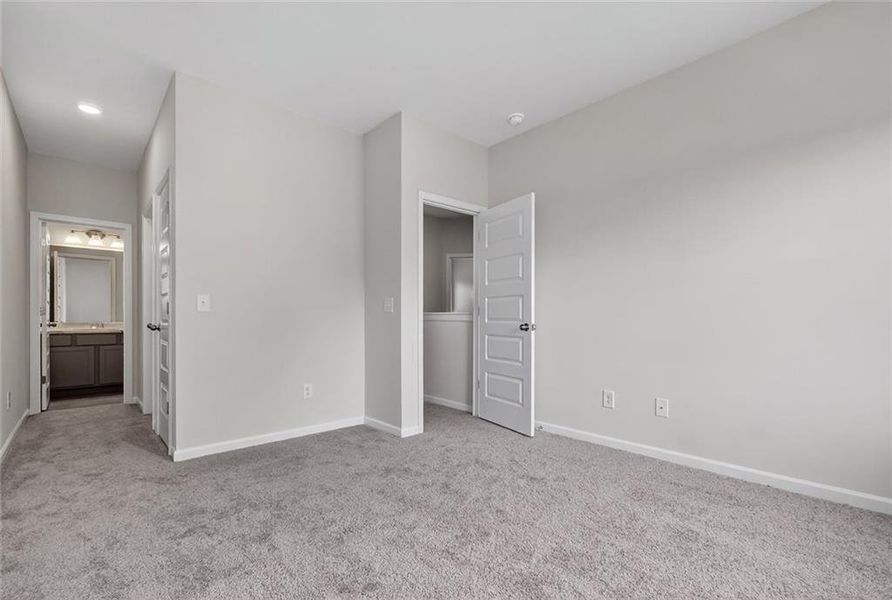 Spacious, unfurnished interior of a new home in Laurel Creek, Calhoun (Image 27). Spacious, unfurnished interior of a new home in Laurel Creek, Calhoun (Image 27).
