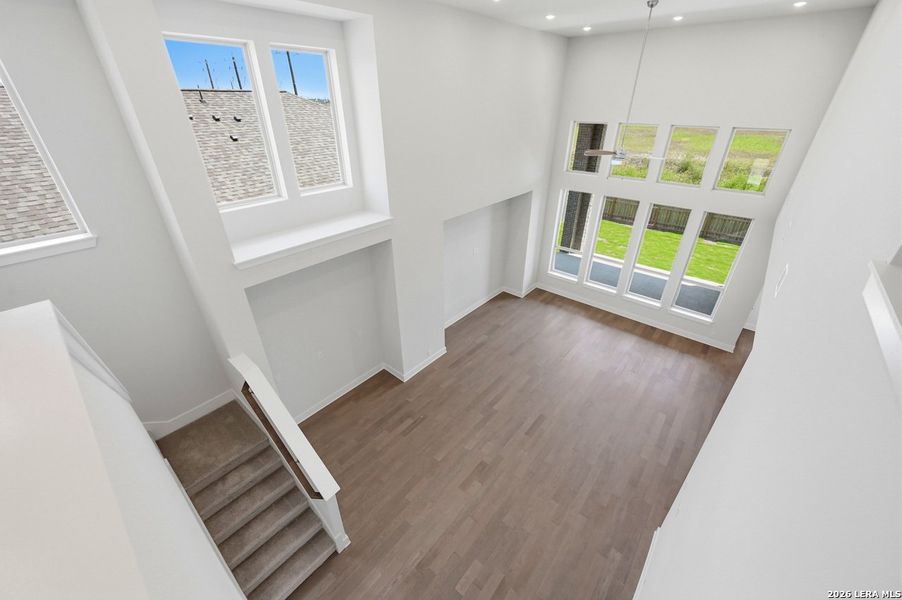 Spacious, unfurnished interior of a new home in Alsatian Oaks, Castroville (Image 18).