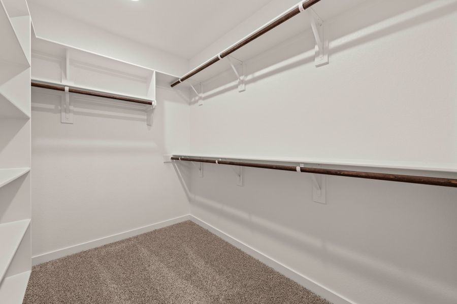 Spacious, unfurnished interior of a new home in Eagles Landing, Waco (Image 12).