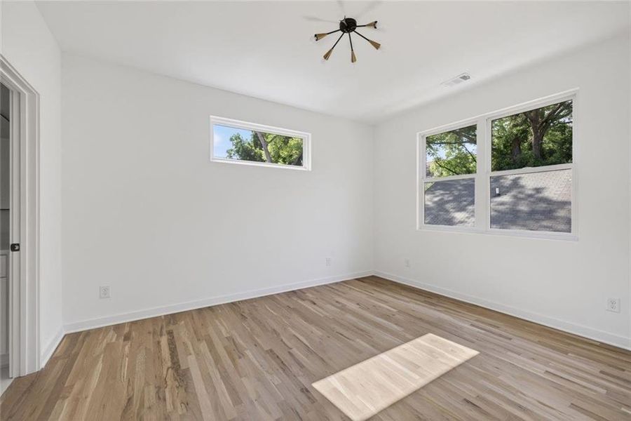 Spacious, unfurnished interior of a new home in , Atlanta (Image 28). Spacious, unfurnished interior of a new home in , Atlanta (Image 28).