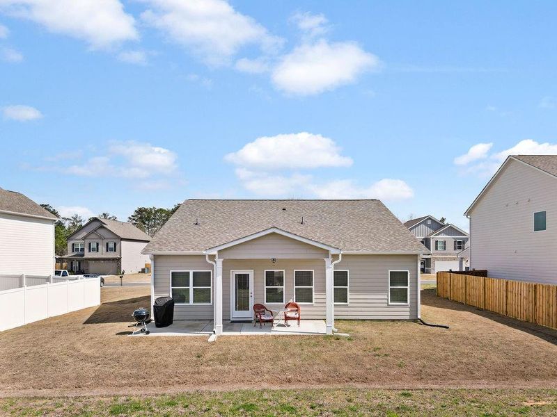 Exterior details and patio area of a home in , Rome (Image 25).