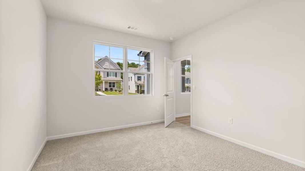 Spacious, unfurnished interior of a new home in Braselton Village, Braselton (Image 22).
