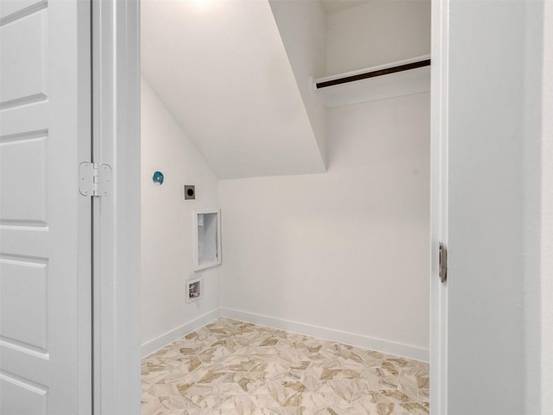 Spacious, unfurnished interior of a new home in , Angleton (Image 30). Spacious, unfurnished interior of a new home in , Angleton (Image 30).