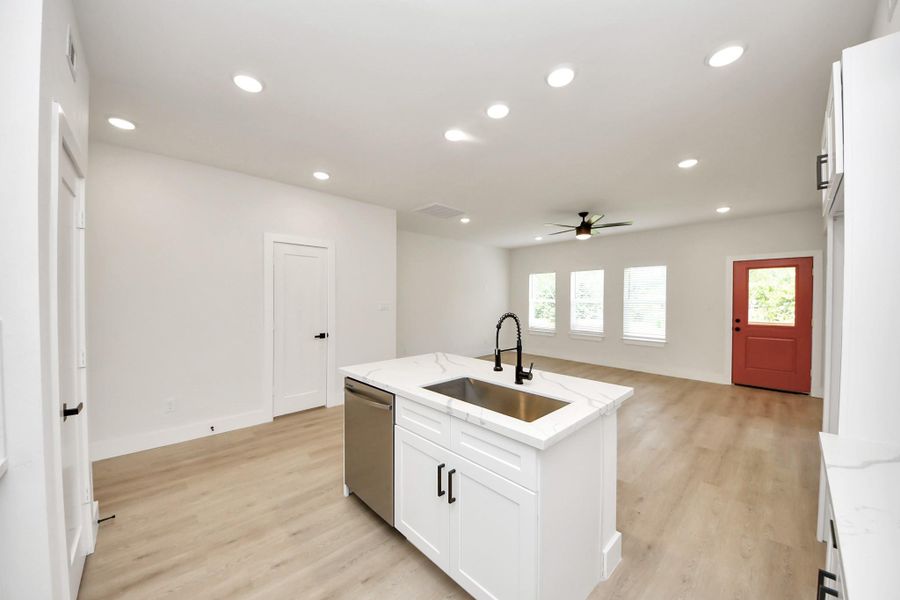 Furnished interior view inside a new home in , Alvin (Image 8). Furnished interior view inside a new home in , Alvin (Image 8).