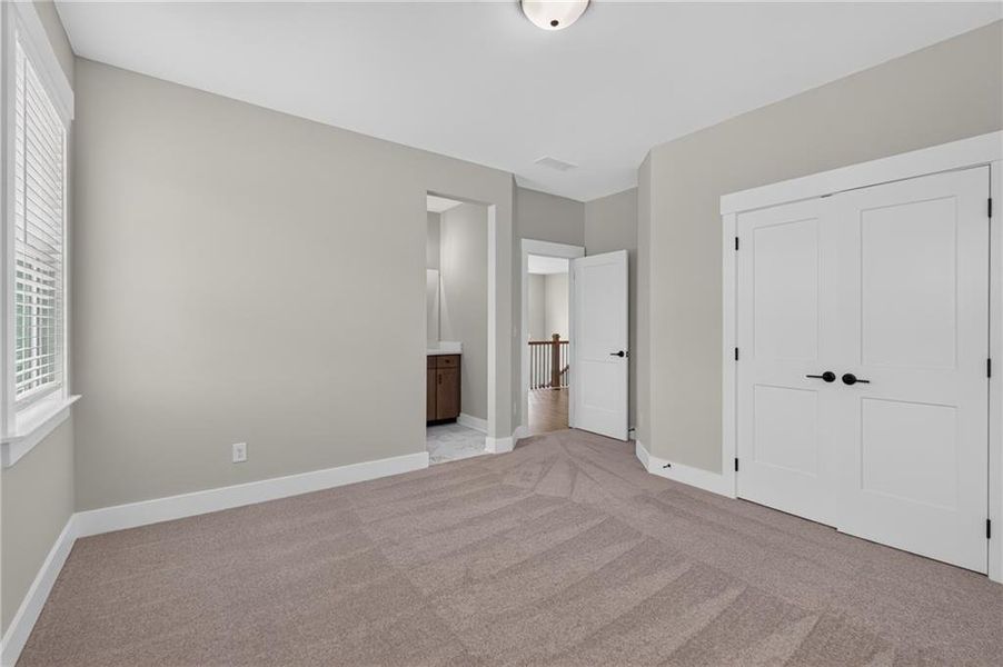 Spacious, unfurnished interior of a new home in Arbor West, Dawsonville (Image 26).