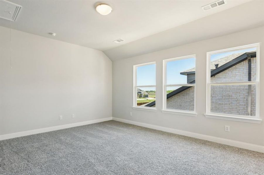 Spacious, unfurnished interior of a new home in Santorini, Seagoville (Image 18). Spacious, unfurnished interior of a new home in Santorini, Seagoville (Image 18).