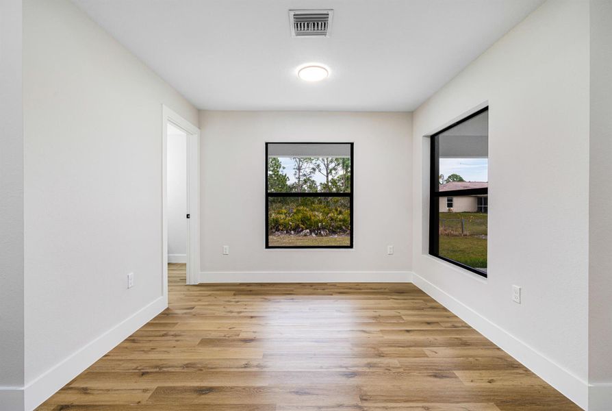 Spacious, unfurnished interior of a new home in , Lehigh Acres (Image 47).