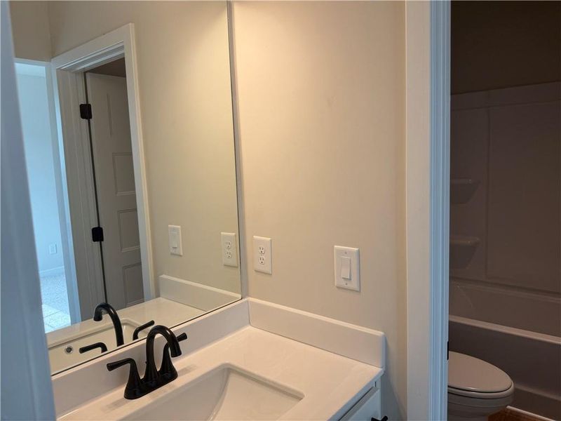 Image 93 of a home in Rosewood Lake Estates.