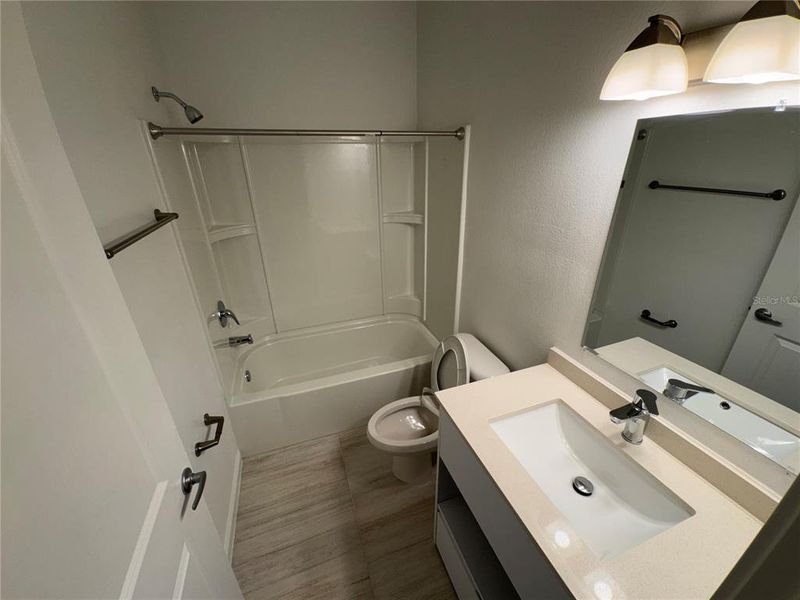 Furnished interior view inside a new home in , Orlando (Image 6).