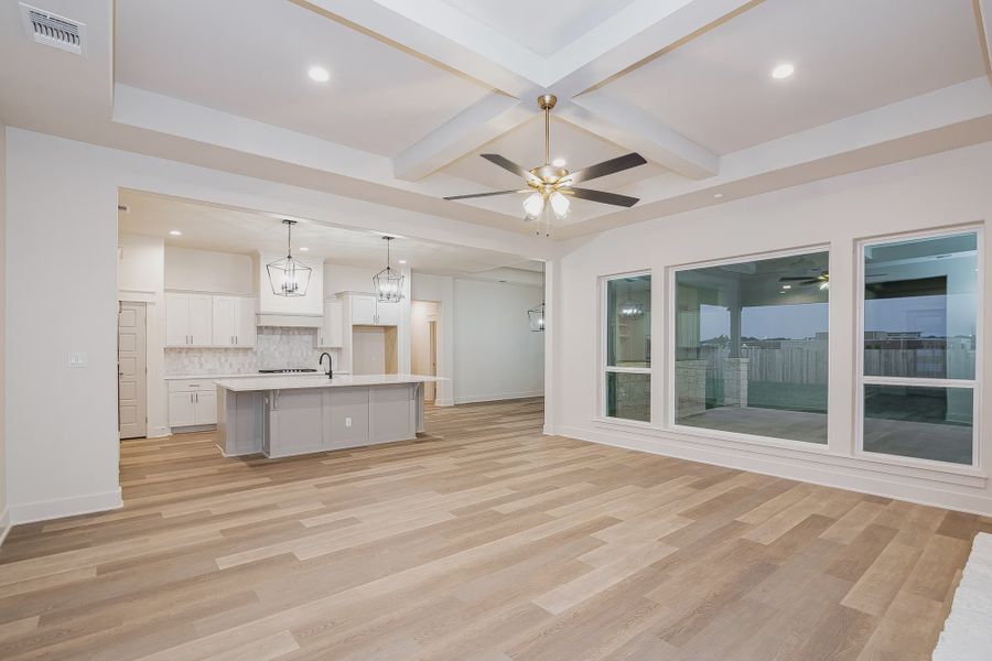 Representative unfurnished interior of a home built from the Carmel by Steve Klein Custom Builder in Escalera Ranch 1833, Victoria (Image 14).