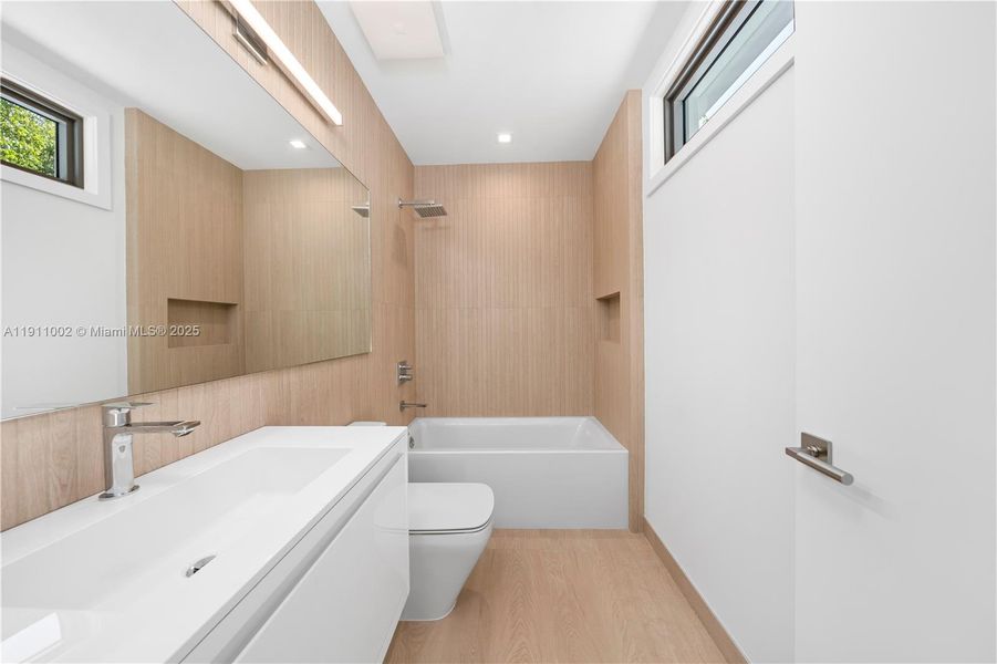 Furnished interior view inside a new home in , Miami (Image 39). Furnished interior view inside a new home in , Miami (Image 39).