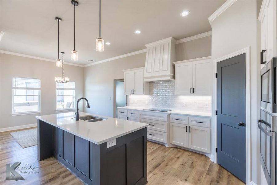 Furnished interior view inside a new home in , Tuscola (Image 5).