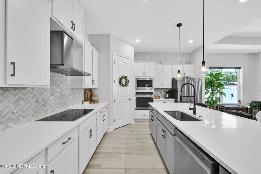 Furnished interior view inside a new home in , Yulee (Image 15).