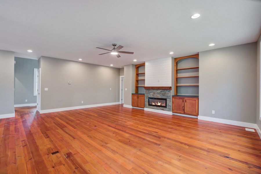 Spacious, unfurnished interior of a new home in , North Charleston (Image 15). Spacious, unfurnished interior of a new home in , North Charleston (Image 15).