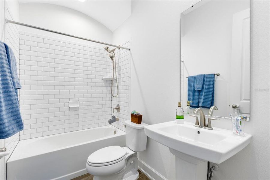 Furnished interior view inside a new home in , Daytona Beach (Image 6).