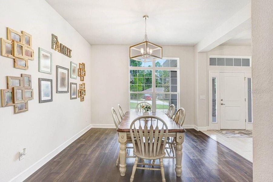 Furnished interior view inside a new home in Pine Ridge, Beverly Hills (Image 20).