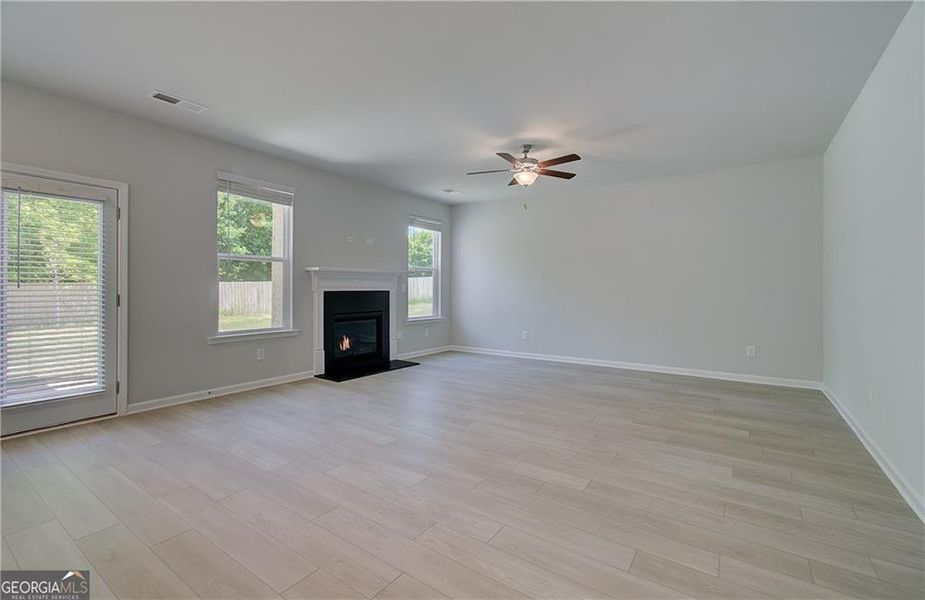 Spacious, unfurnished interior of a new home in Bowers Farm, McDonough (Image 10). Spacious, unfurnished interior of a new home in Bowers Farm, McDonough (Image 10).