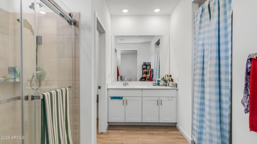 16042 W Cottontail Ln (13) 16042 W Cottontail Ln (13)