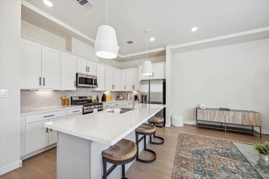 Furnished interior view inside a new home in Colonial Heights, Katy (Image 10).