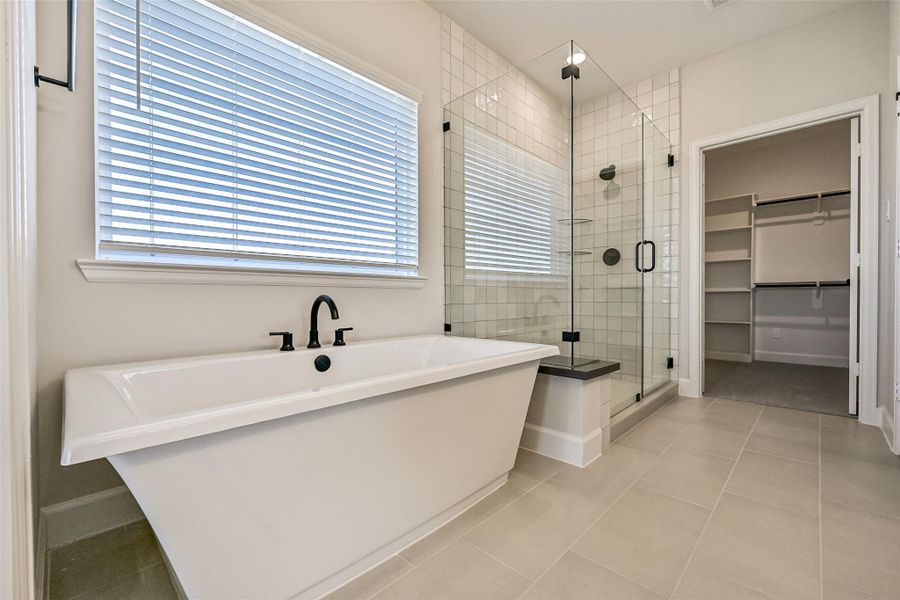 Furnished interior view inside a new home in Pearland Old Townsite, Pearland (Image 9).