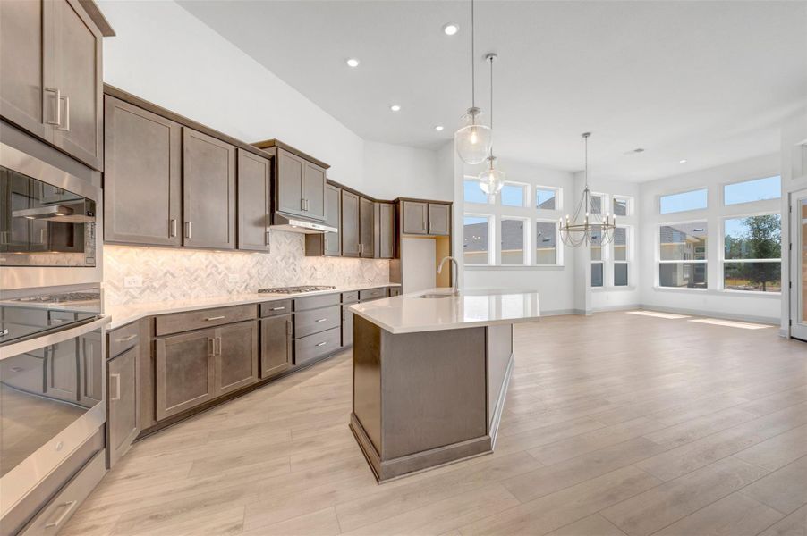 Kitchen - Dining Area