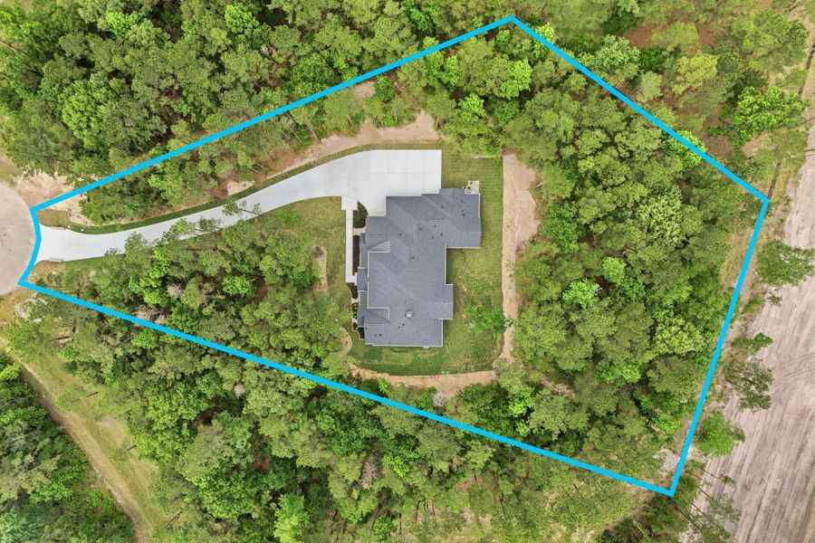 Image 47 of a home in .