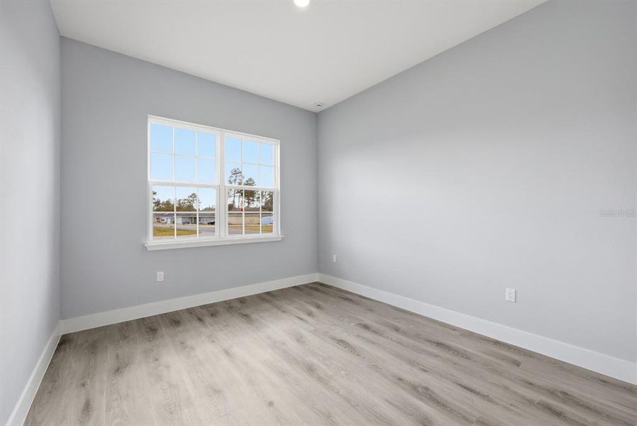 Spacious, unfurnished interior of a new home in , Ocala (Image 18).