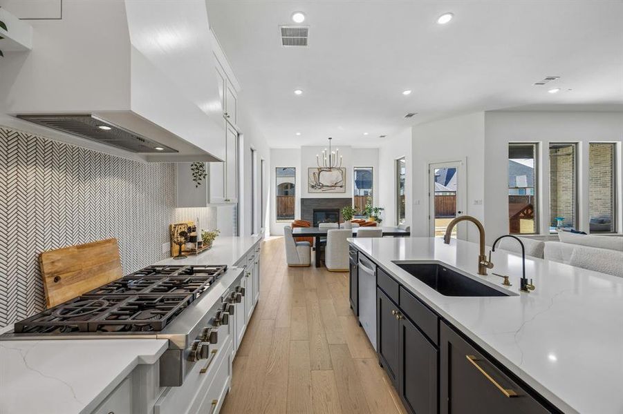 Furnished interior view inside a new home in , Prosper (Image 10).