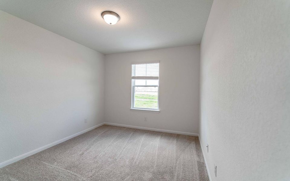 Spacious, unfurnished interior of a new home in Swenson Heights, Seguin (Image 15).