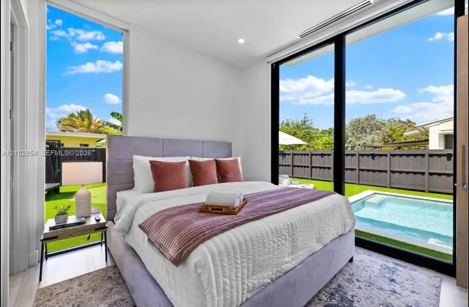 Exterior details and patio area of a home in , Miami (Image 33).