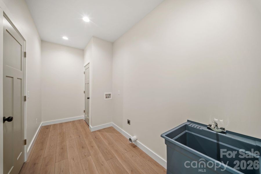 Spacious, unfurnished interior of a new home in , Waynesville (Image 23).
