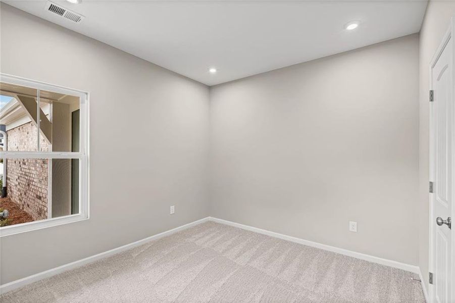Spacious, unfurnished interior of a new home in Villas at Gold Creek, Dawsonville (Image 34).