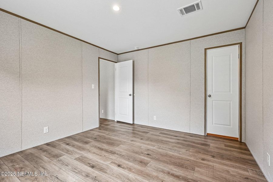 Spacious, unfurnished interior of a new home in , Starke (Image 37).