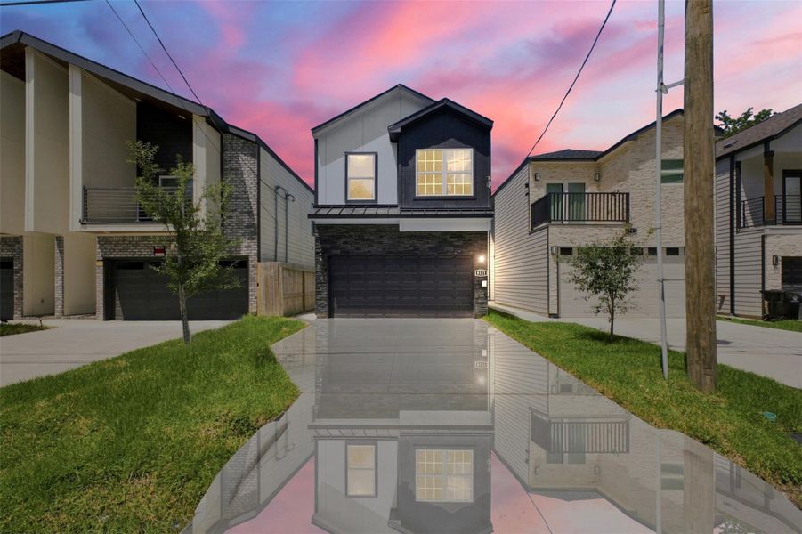 Front exterior of a new home in , Houston, TX, highlighting curb appeal (Image 25).