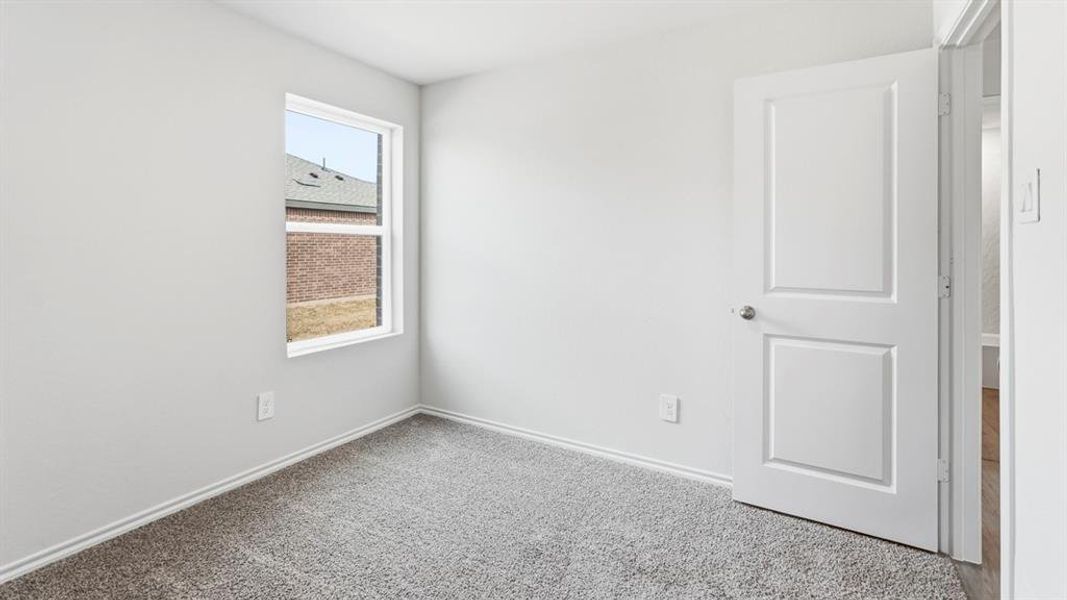 Spacious, unfurnished interior of a new home in Asher Oaks, Bonham (Image 37).