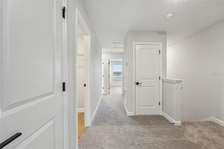 Spacious, unfurnished interior of a new home in Montague Chase, Tampa (Image 11).