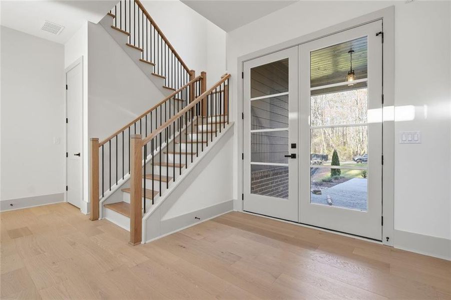 Spacious, unfurnished interior of a new home in , Sugar Hill (Image 30).