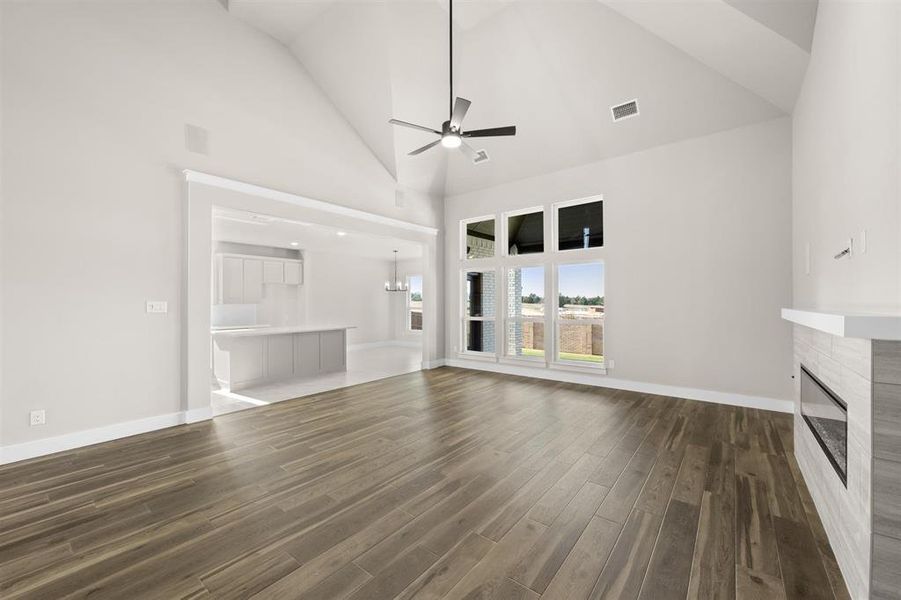 Spacious, unfurnished interior of a new home in Shady Valley Estates, Midlothian (Image 25).