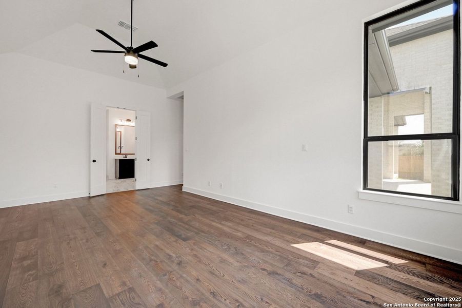 Spacious, unfurnished interior of a new home in , San Marcos (Image 17). Spacious, unfurnished interior of a new home in , San Marcos (Image 17).