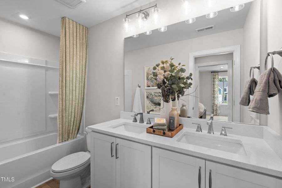 Tredenham 66_Bathroom 1_Model_7.8.24_web