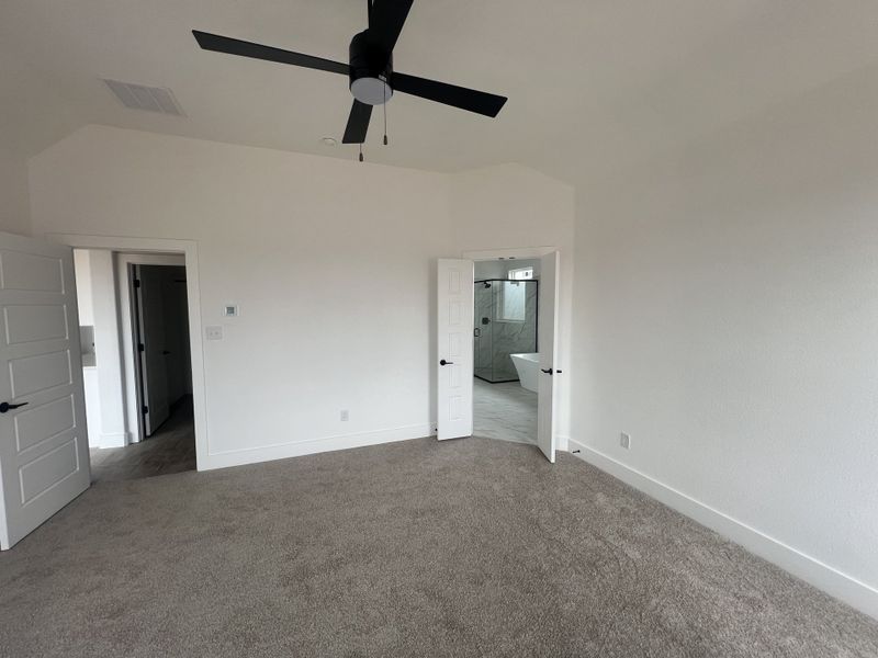 Spacious, unfurnished interior of a new home in Zion Valley, Poolville (Image 14).