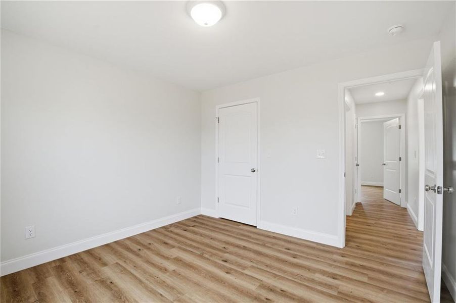 Spacious, unfurnished interior of a new home in , Eton (Image 47).