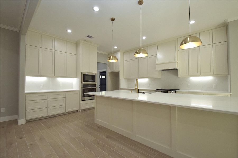 Furnished interior view inside a new home in , Huntsville (Image 11).
