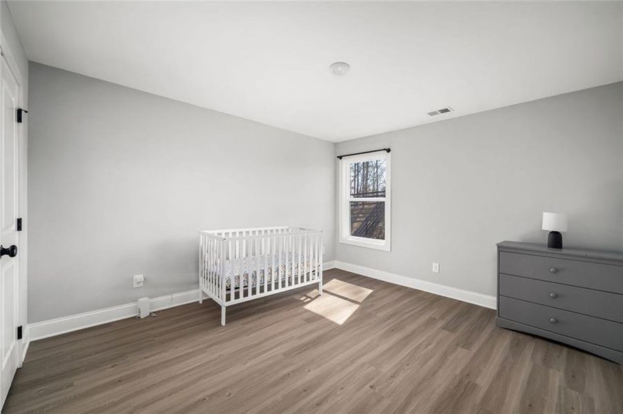 Spacious, unfurnished interior of a new home in , Dallas (Image 23).